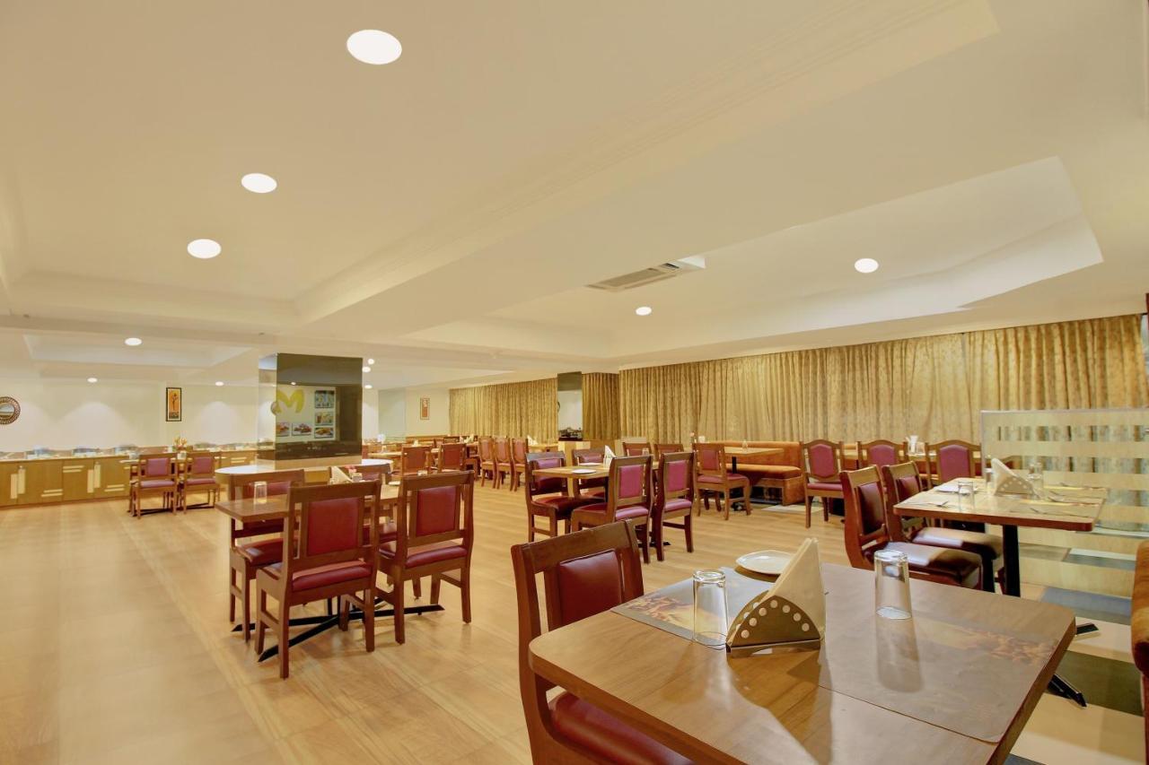 Monarch Brigade Road Hotel Bangalore Exterior photo