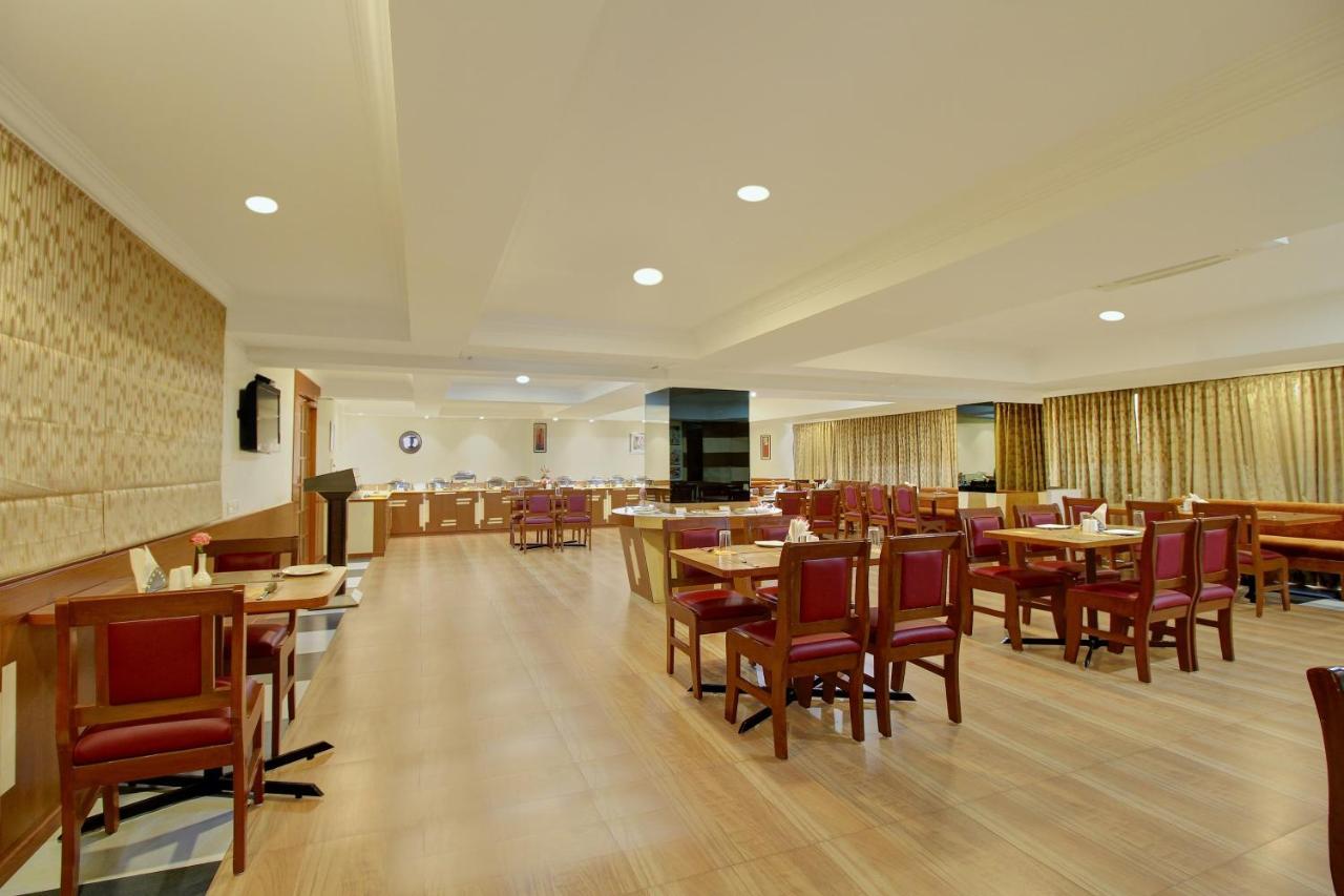 Monarch Brigade Road Hotel Bangalore Exterior photo
