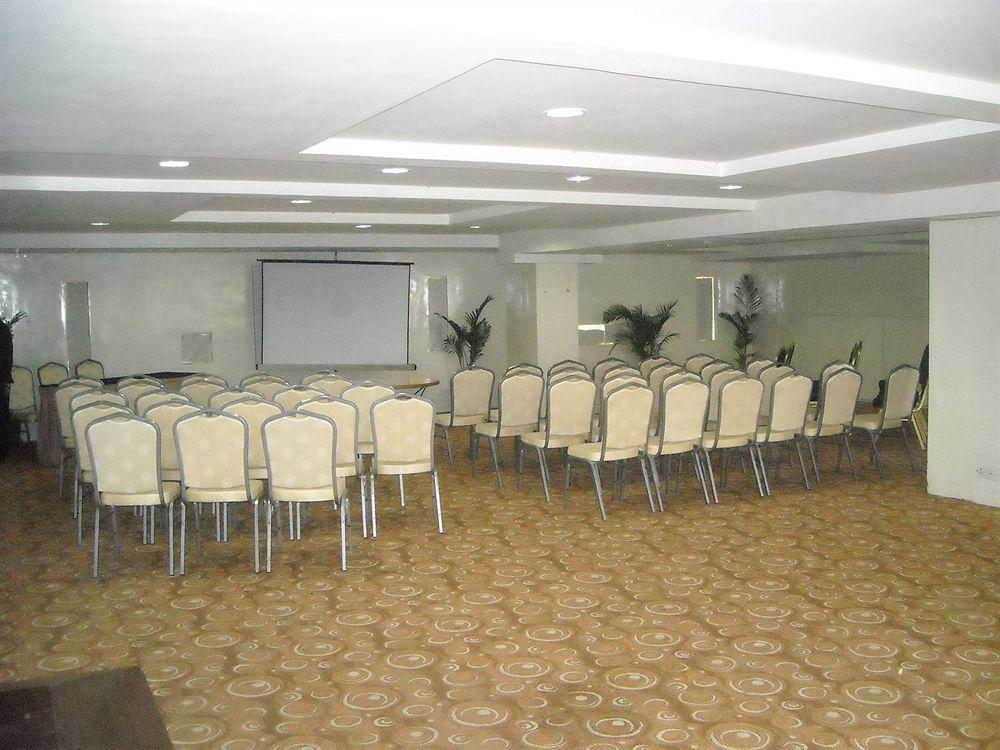 Monarch Brigade Road Hotel Bangalore Exterior photo