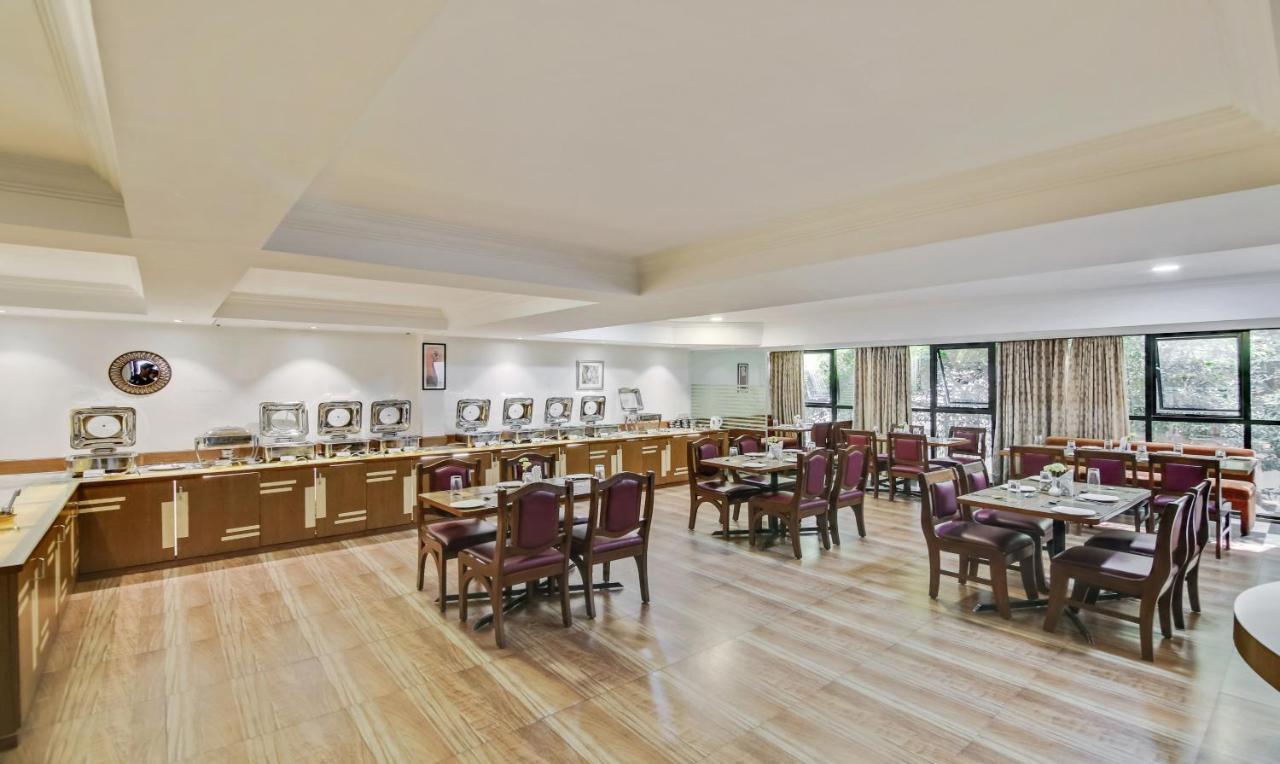 Monarch Brigade Road Hotel Bangalore Exterior photo