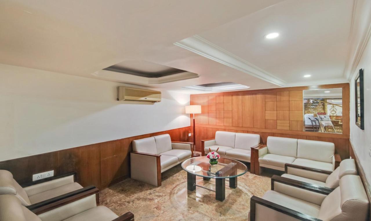 Monarch Brigade Road Hotel Bangalore Exterior photo